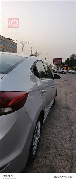 هیوندای ئەلەنترا